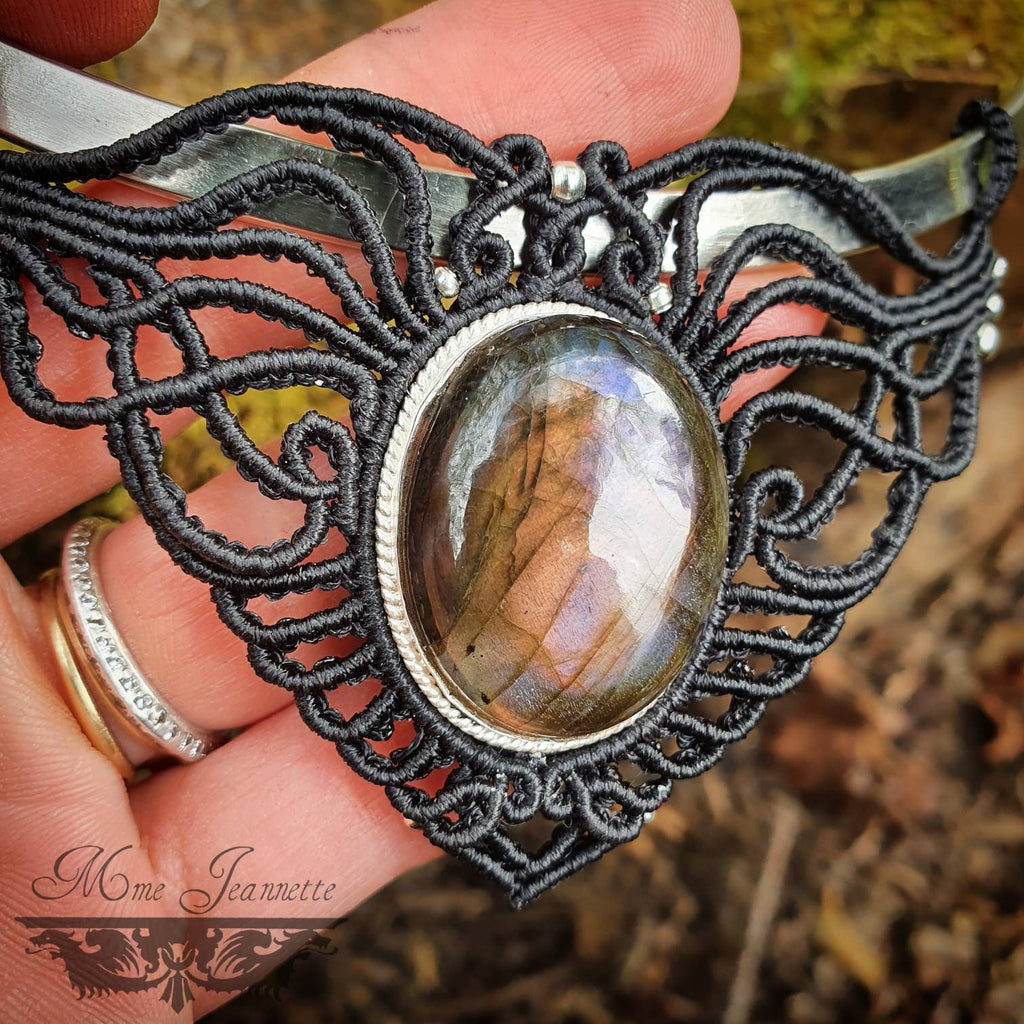 Collier plastron Labradorite et Torque Laiton Argenté- Collier Bohème, ethnique, Fusion, pagan style