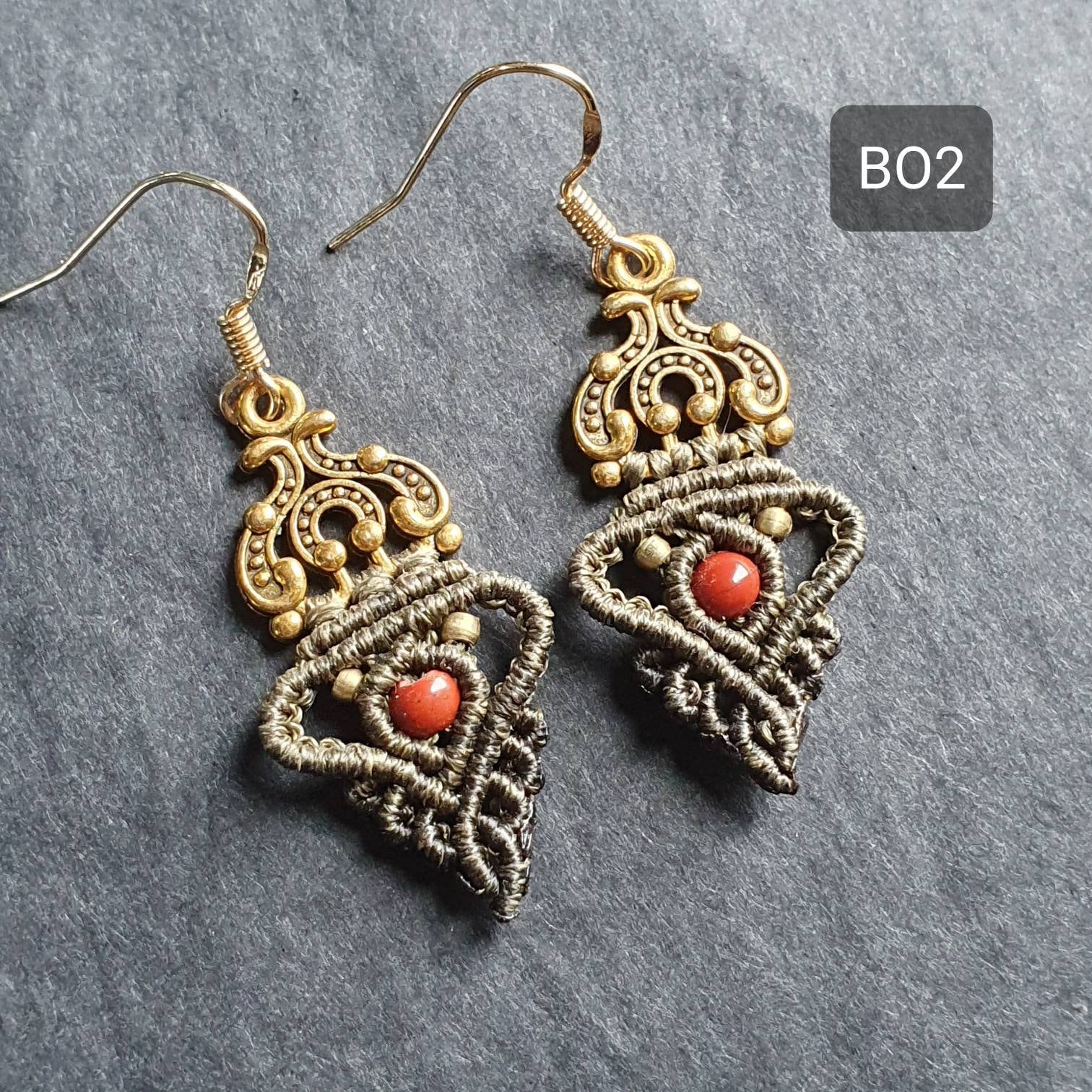 Bijoux Micro-Macramé Kaki et Vert Olive avec Jaspe Rouge et Cornaline