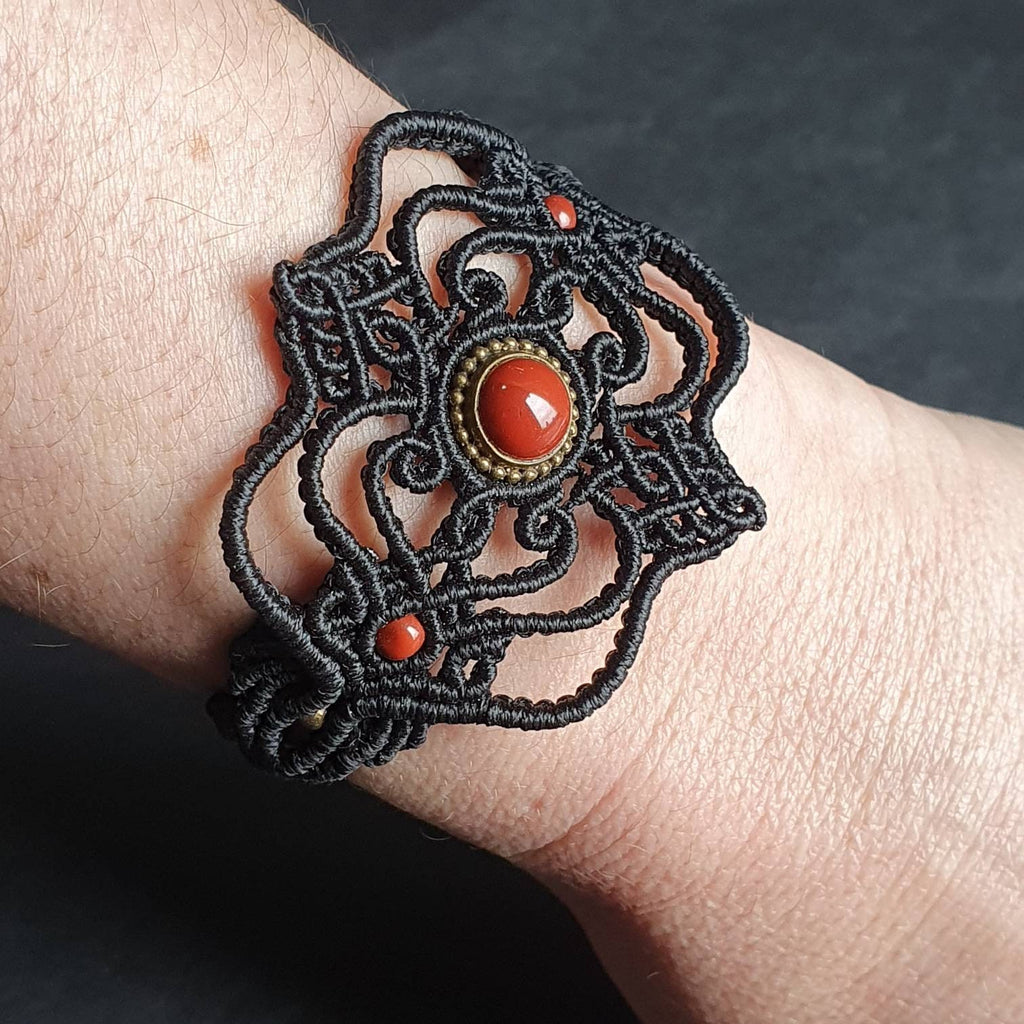 Bijoux Micro-Macramé Noir et Jaspe Rouge