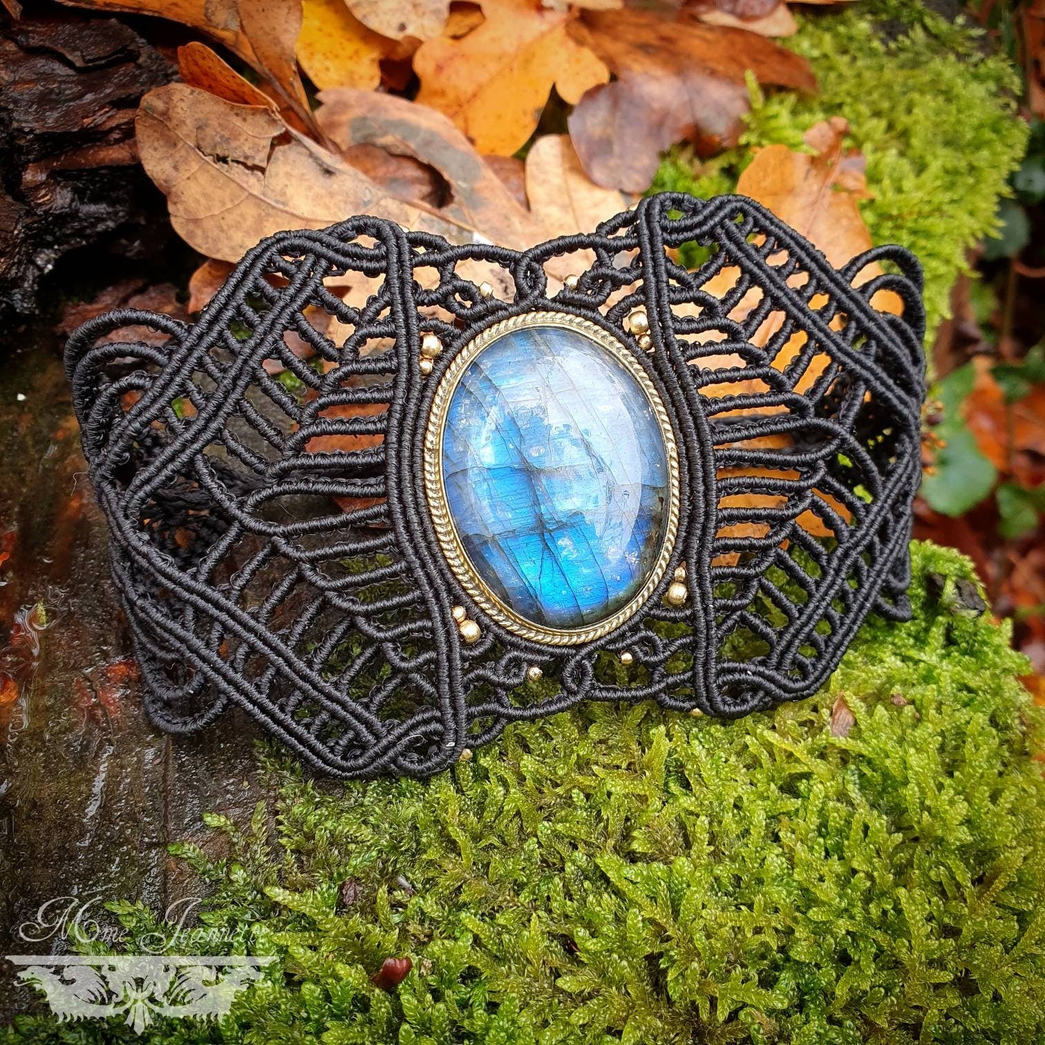 Bracelet Manchette Géométrique Labradorite bleue - Micro-macramé - Féerique, elfique, Bohème, boho chic, psytrance ,fusion