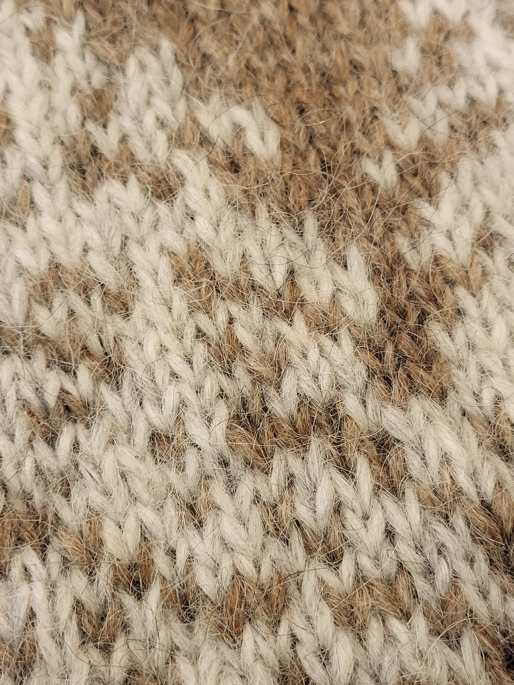 Pull Christmas Tree - 100% Laine Islandaise