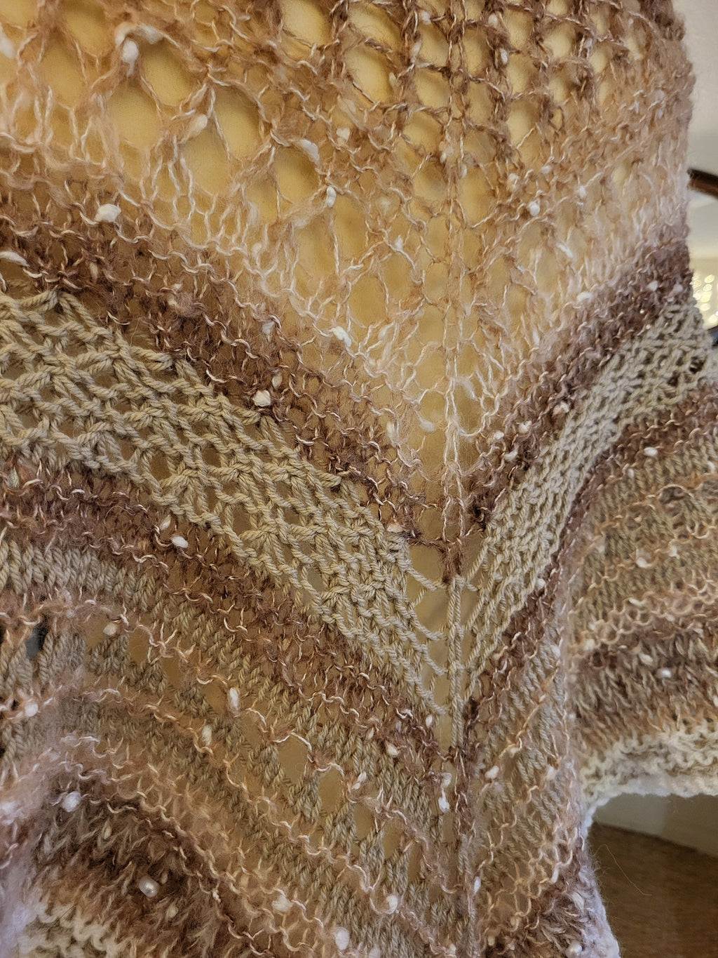 Châle dentelle "Premiers flocons"