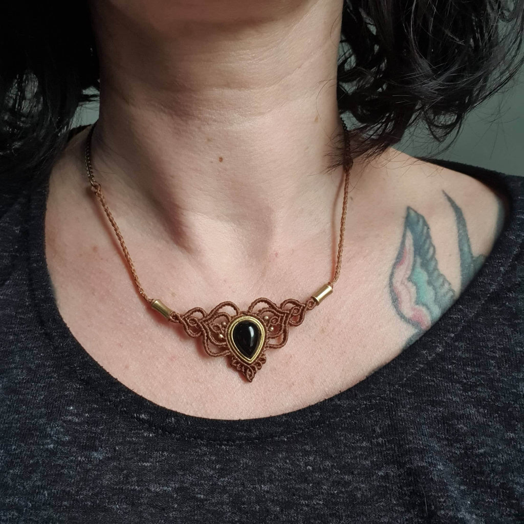 Bijoux Micro-Macramé Marron et Onyx Noir