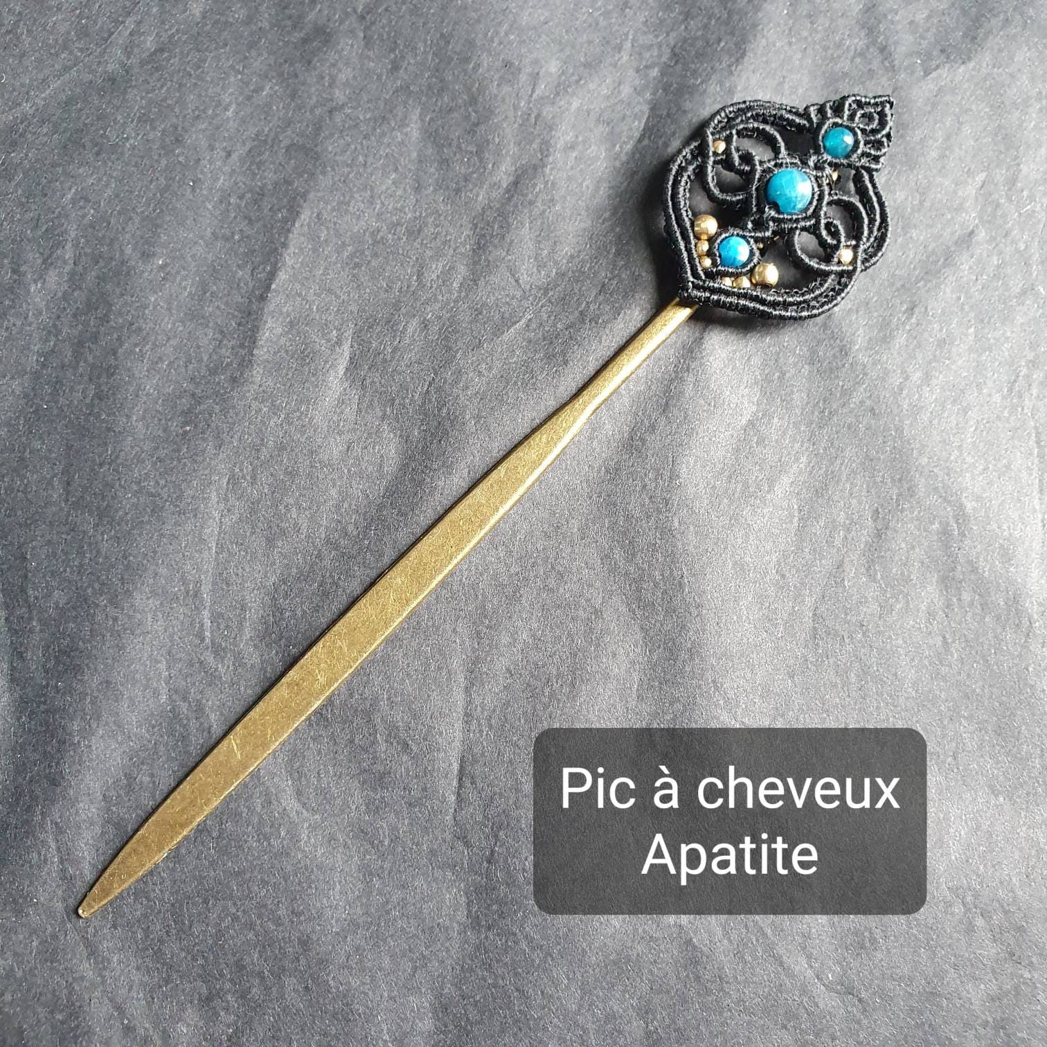 Bijoux Micro-Macramé Noir et turquoise