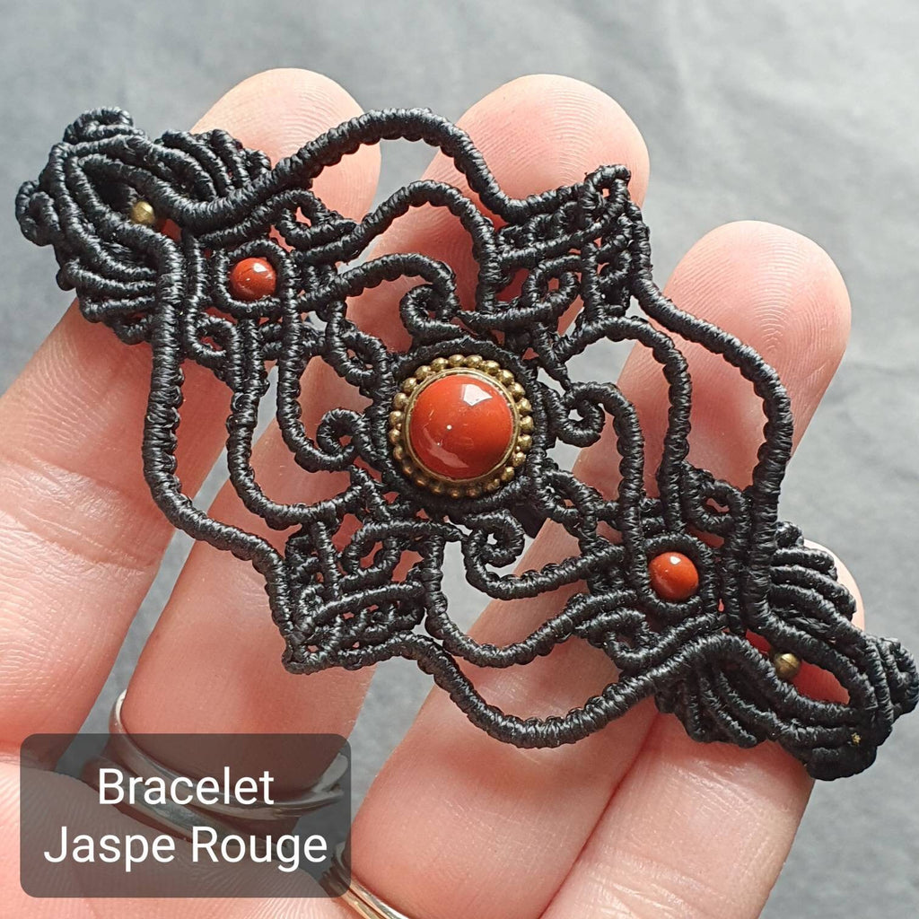 Bijoux Micro-Macramé Noir et Jaspe Rouge