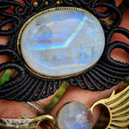 Collier Plastron Micro-macramé et Péristérite - Collier Bohème, collier ailes, déesse, tribal, ethnique