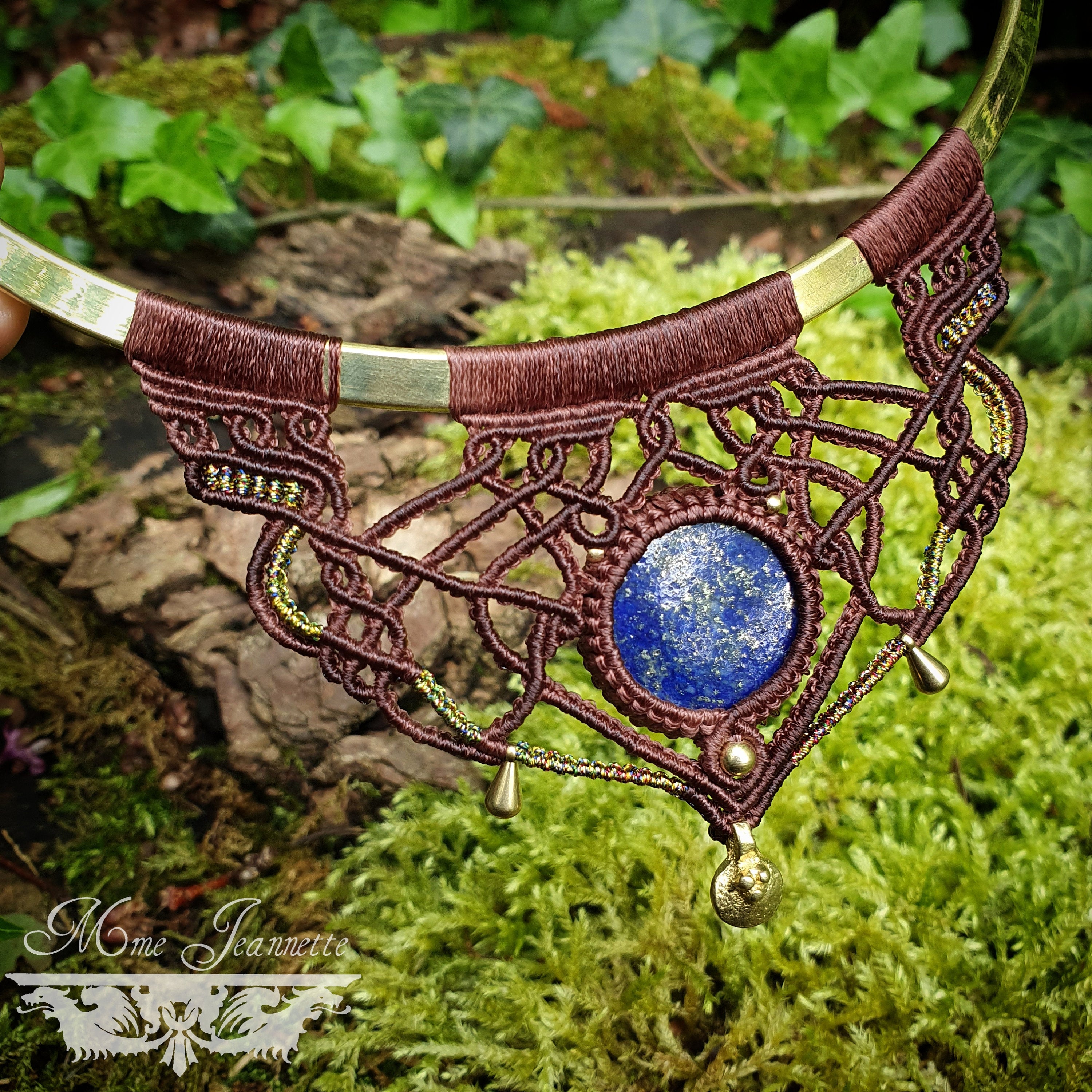 Collier Torque Plastron Lapis-lazuli et Micro-macramé - Collier tribal, ethnique