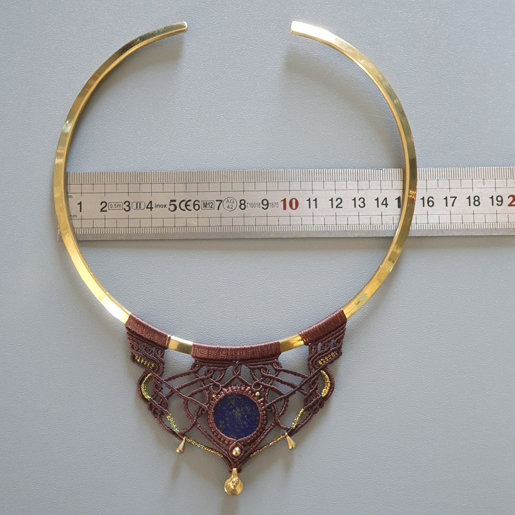 Collier Torque Plastron Lapis-lazuli et Micro-macramé - Collier tribal, ethnique