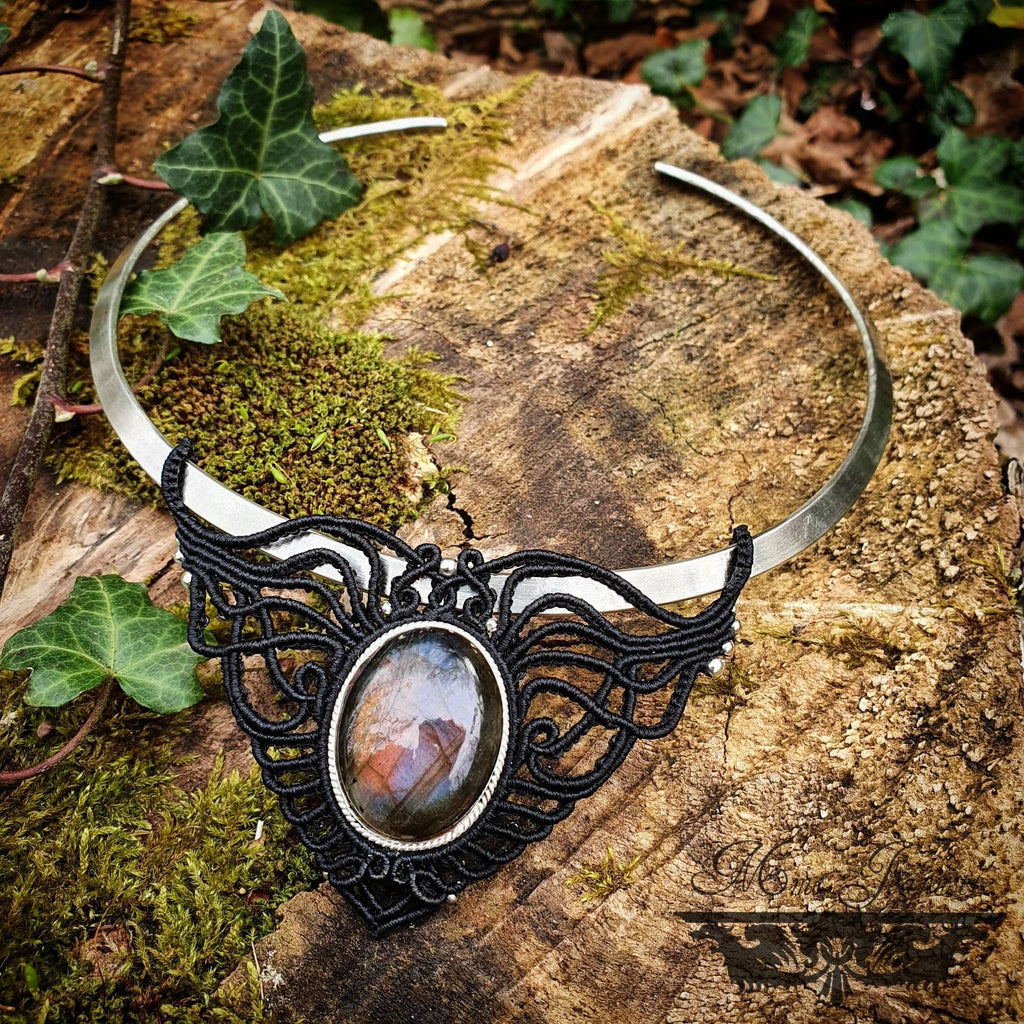 Collier plastron Labradorite et Torque Laiton Argenté- Collier Bohème, ethnique, Fusion, pagan style