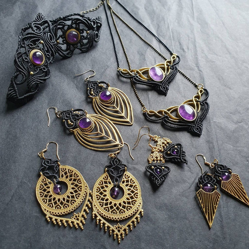 Bijoux Micro-Macramé noir et Améthyste