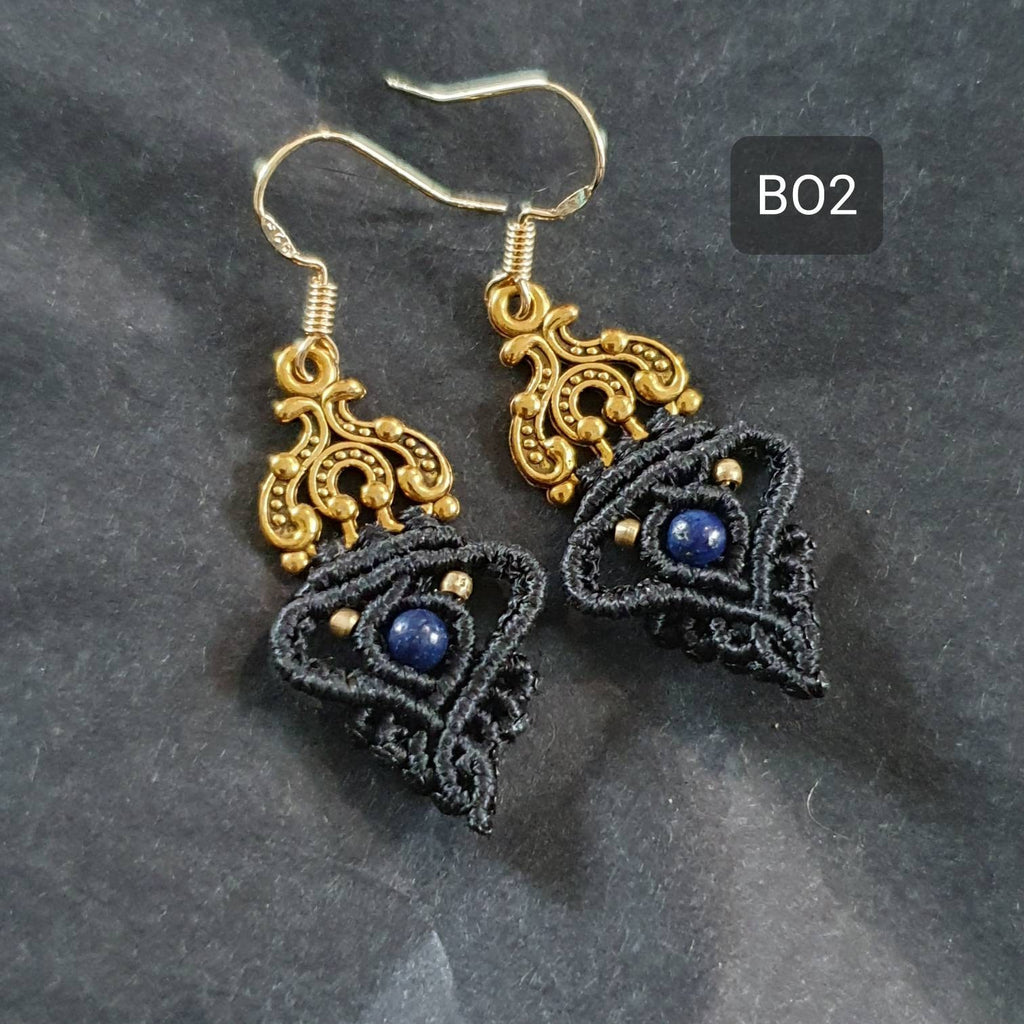 Bijoux Micro-Macramé noir et Lapis-lazuli