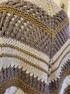 détail dentelle Châle en laine Fait main