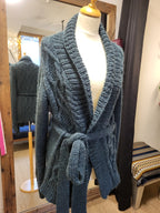 GILET LONG VERT TRICOT TORSADES AIT MAIN