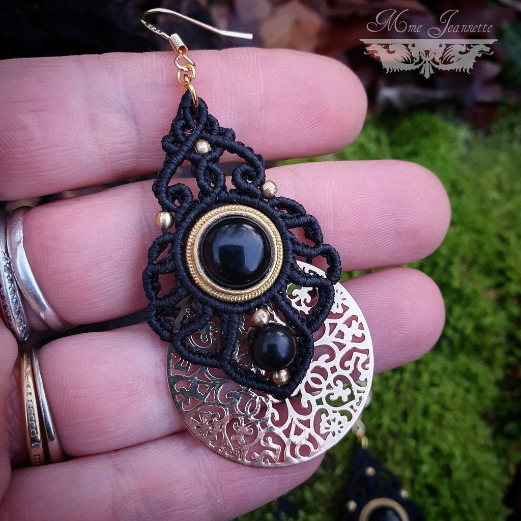 Parure Micro-macramé et Onyx Noir - collier et boucles d'oreilles Bohème